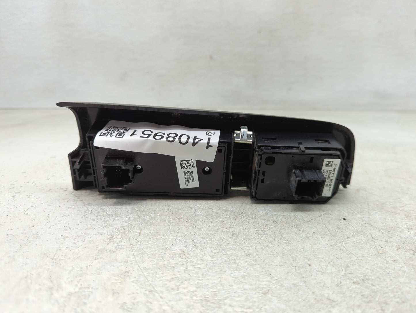 2001-2002 Dodge Dakota Master Power Window Switch Replacement Driver Side Left P/N:23427094 Fits Fits 2001 2002 OEM Used Aut