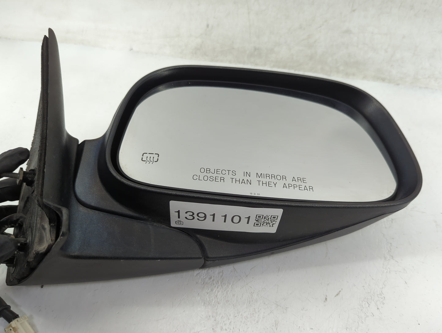 2001-2003 Dodge Durango Passenger Side View Mirror - Right Door Mirror OEM Used - Oemusedautoparts1.com