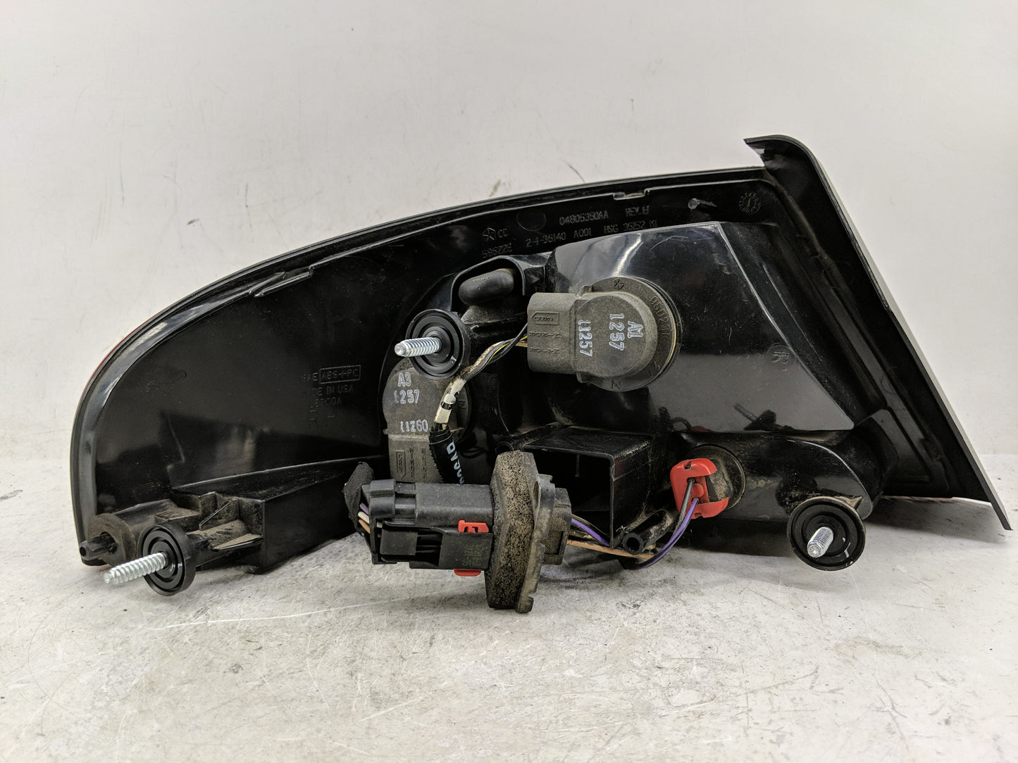 2001-2006 Dodge Stratus Tail Light Assembly Passenger Right OEM P/N:04805350AA Fits Fits 2001 2002 2003 2004 2005 2006 OEM U