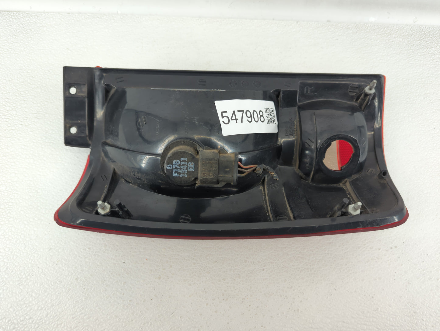 1997-2002 Ford Expedition Tail Light Assembly Passenger Right OEM Fits Fits 1997 1998 1999 2000 2001 2002 OEM Used Auto Part