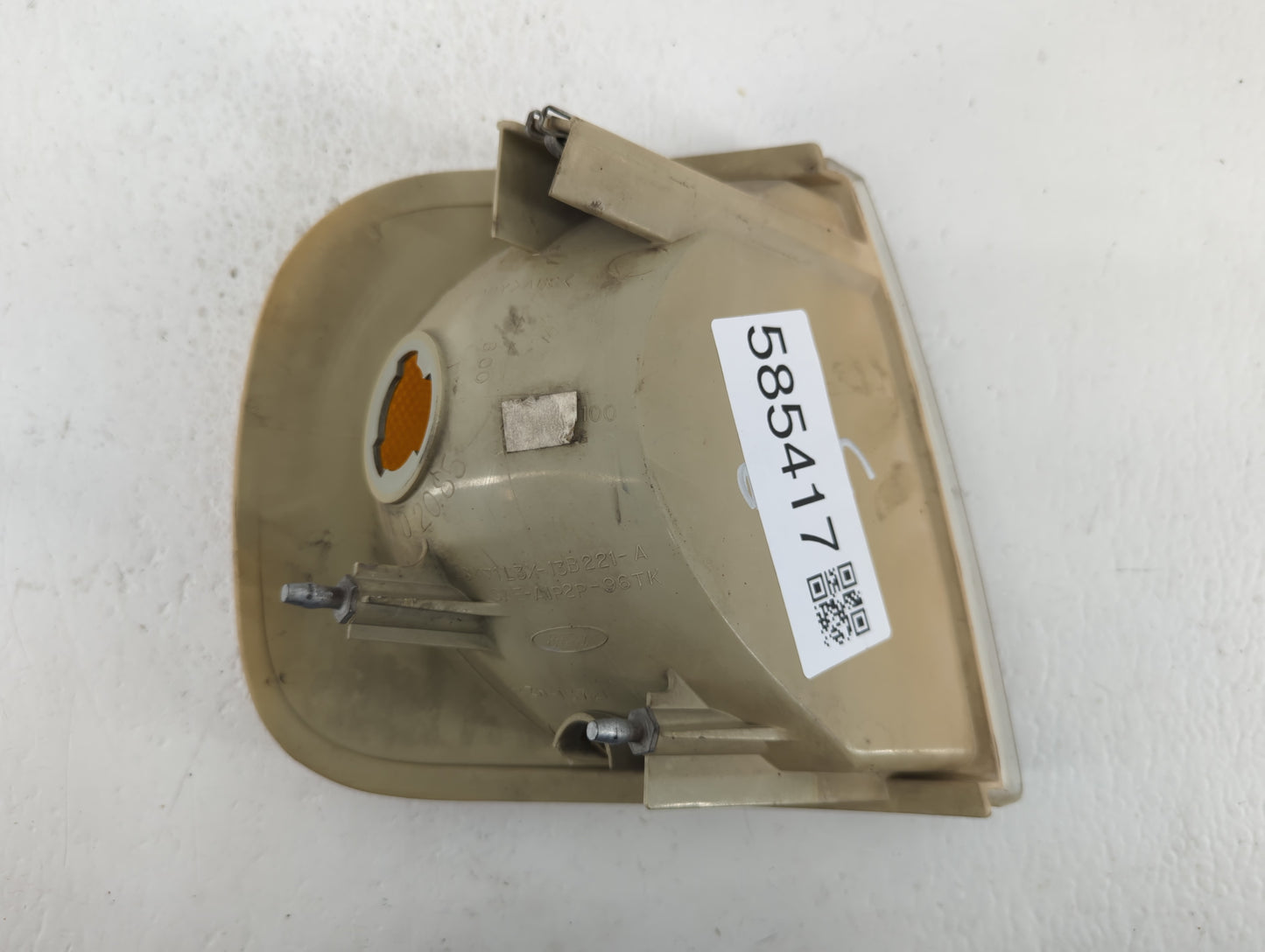 Ford Expedition Driver Left Oem Front Light Lamp - Oemusedautoparts1.com
