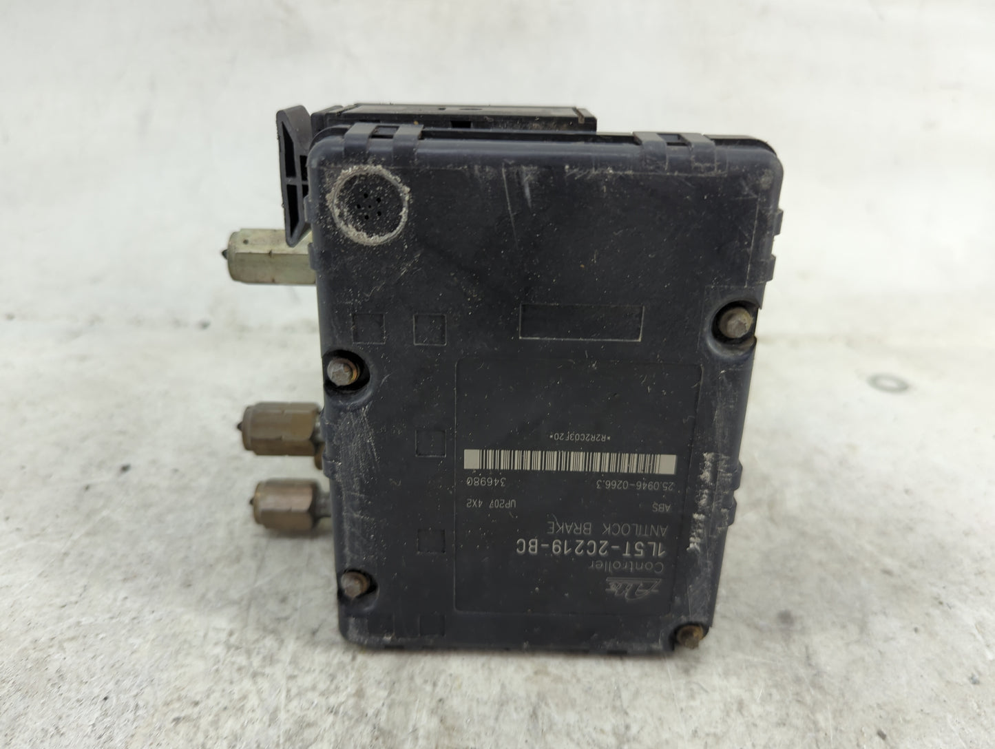 2001-2002 Ford Explorer ABS Pump Control Module Replacement P/N:1L54-2C346-BD 1L5T-2C219-BC, 10.0951-8186.1 Fits Fits 2001 2