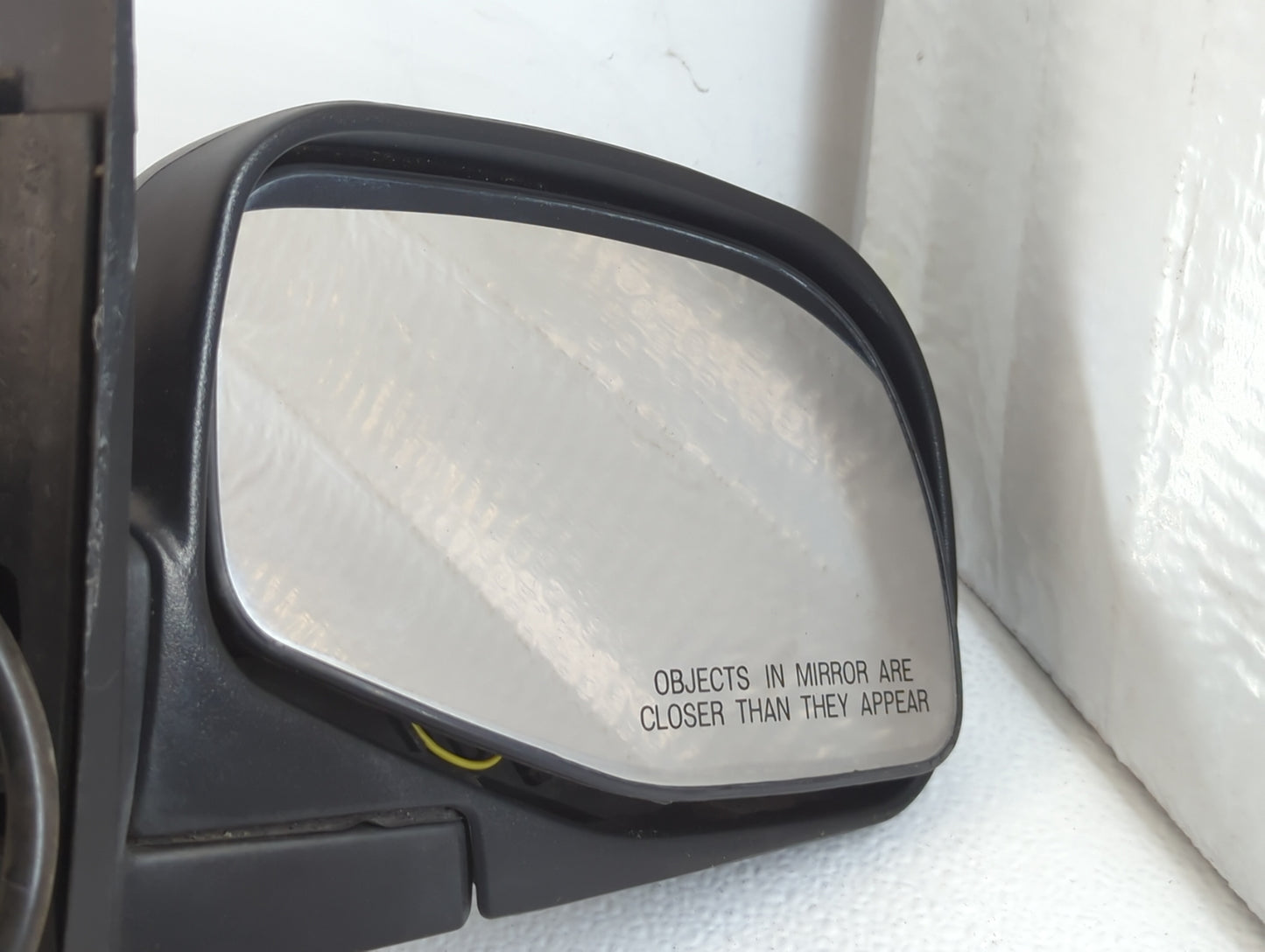 2001-2005 Ford Explorer Passenger Side View Mirror - Right Door Mirror OEM Used - Oemusedautoparts1.com