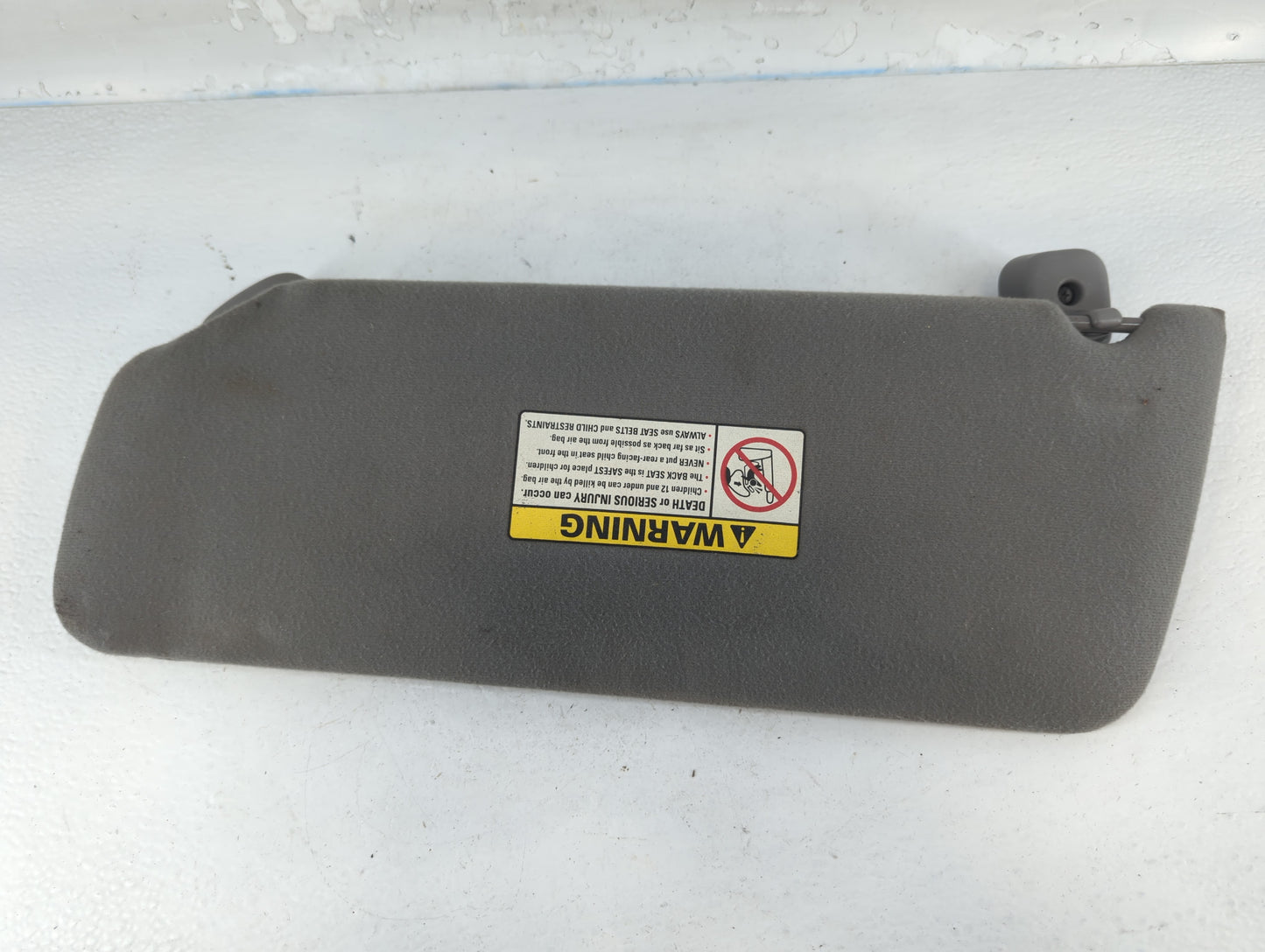 2000-2002 Ford F-150 Sun Visor Shade Replacement Passenger Right Mirror Fits Fits 2000 2001 2002 OEM Used Auto Parts - Oemus