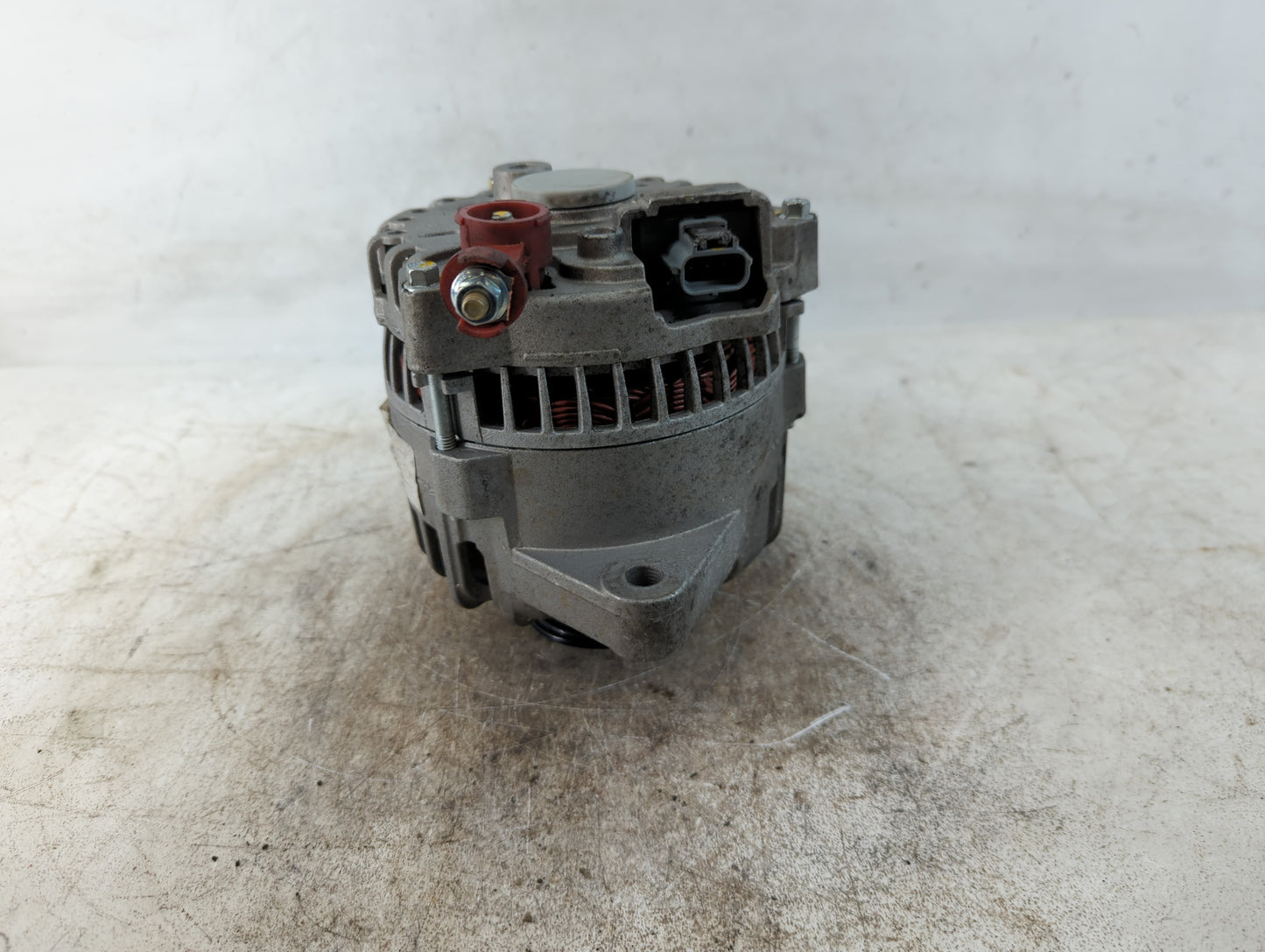 2001-2004 Ford Mustang Alternator Replacement Generator Charging Assembly Engine OEM P/N:22208085 Fits Fits 2001 2002 2003 2