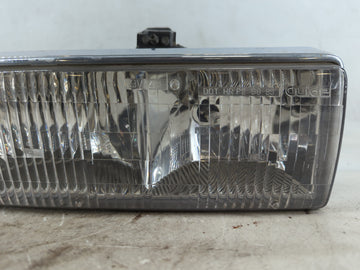 Gmc Chevrolet Passenger Right Oem Head Light Headlight Lamp