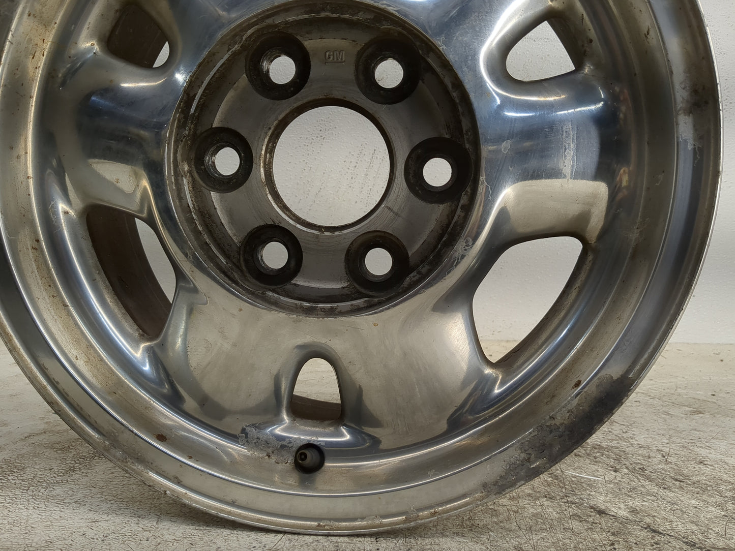 1999-2003 Gmc Sierra 1500 Oem Wheel Rim - Oemusedautoparts1.com