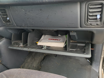 2001 Gmc Sierra 1500 Passenger Glove Box Door Storage Compartment
