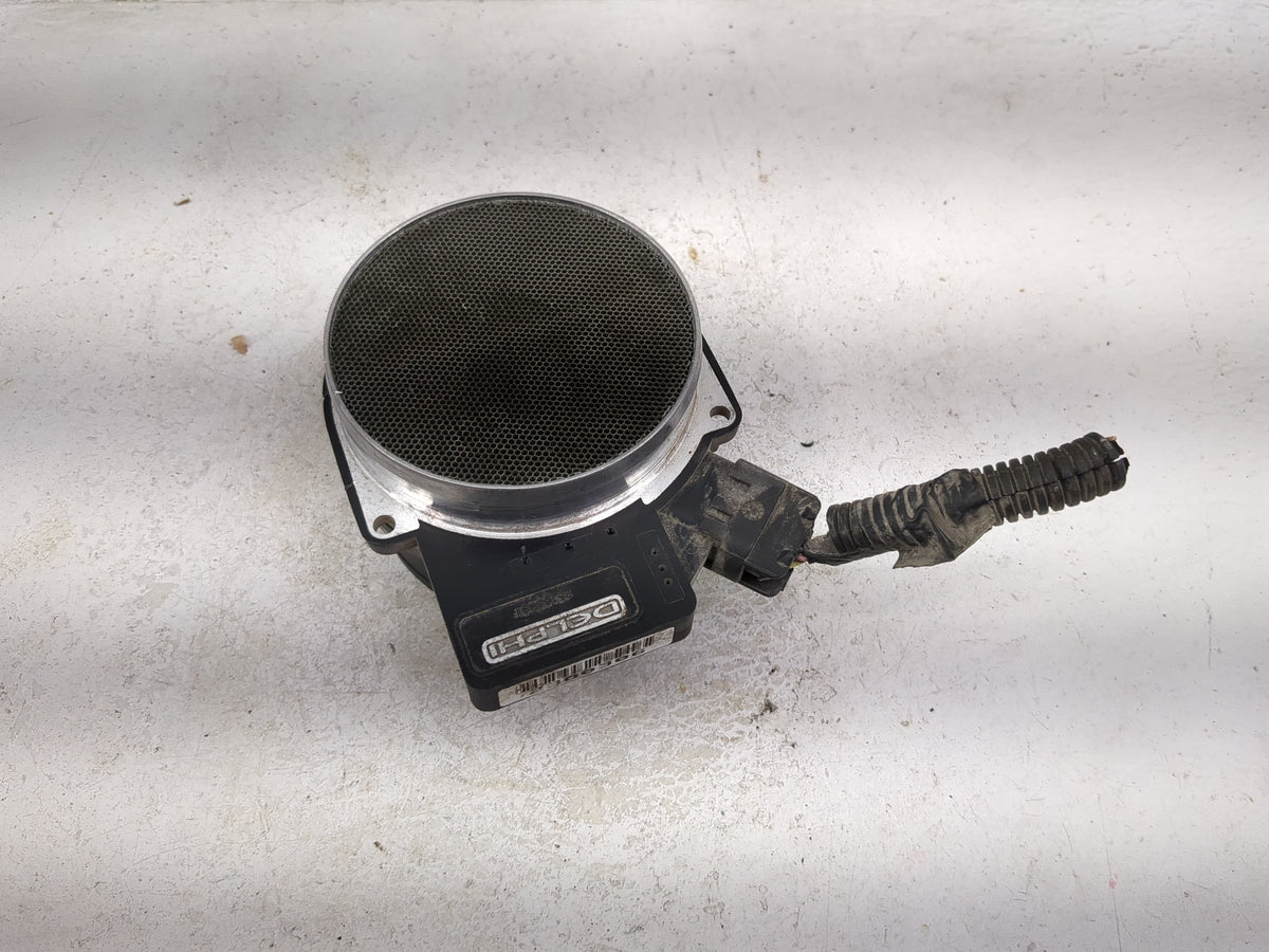 2000-2006 Gmc Yukon Mass Air Flow Meter Maf Sensor 1499923 - Oemusedautoparts1.com