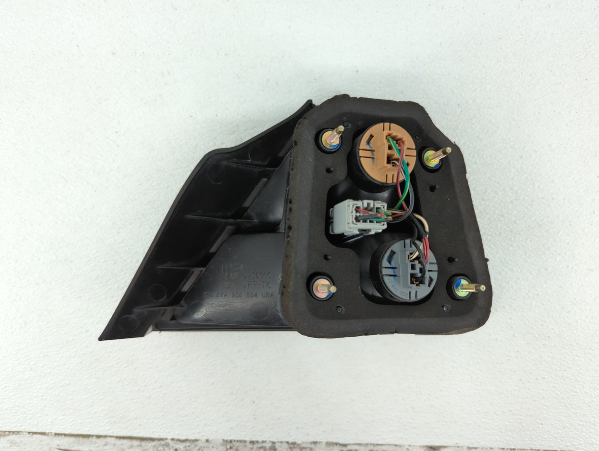 1998-2002 Honda Accord Tail Light Assembly Driver Left OEM P/N:2VA938864 Fits Fits 1998 1999 2000 2001 2002 OEM Used Auto Pa
