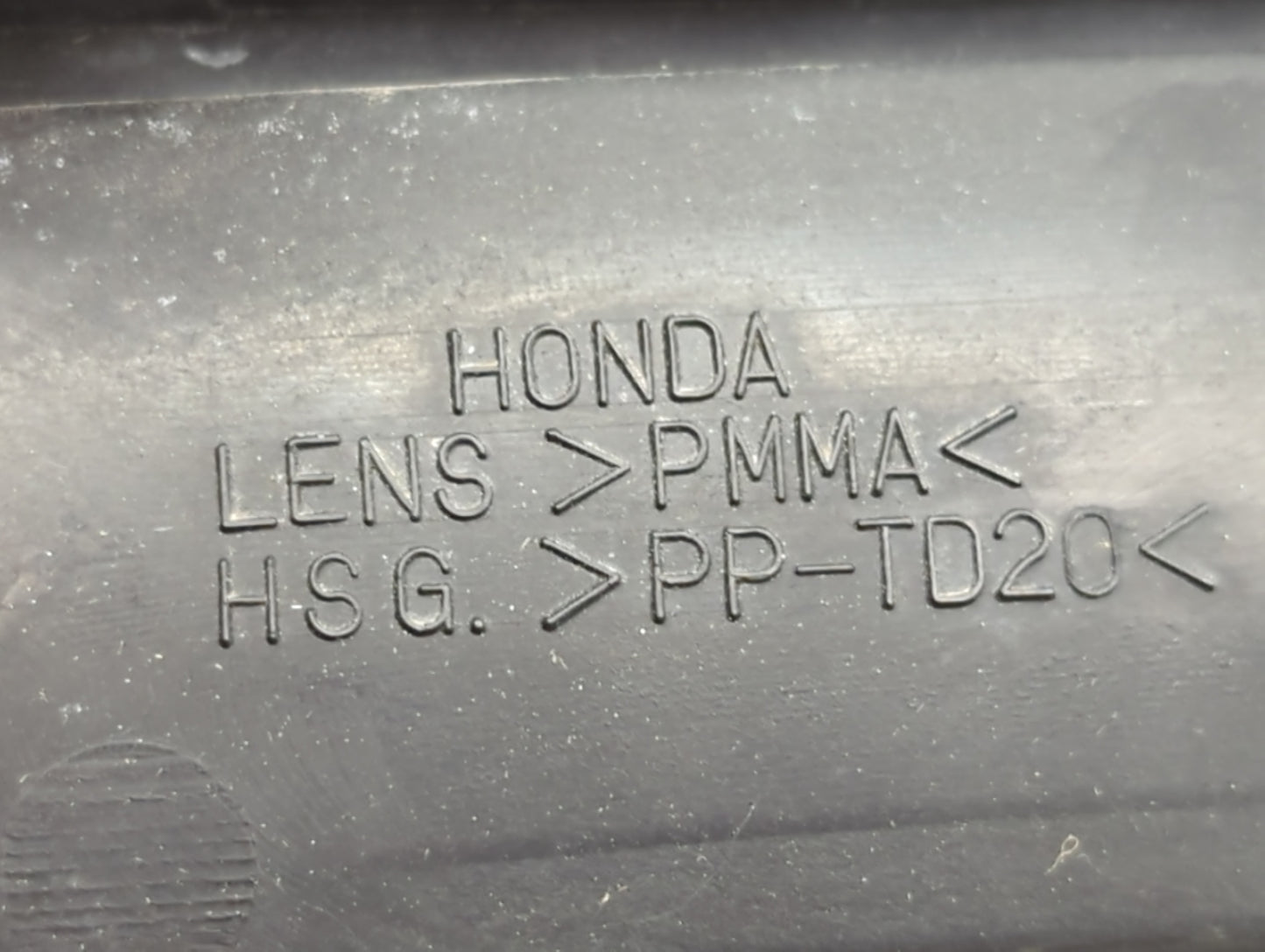 2001-2002 Honda Accord Driver Left Side Deck Lid Mounted Tail Light - Oemusedautoparts1.com