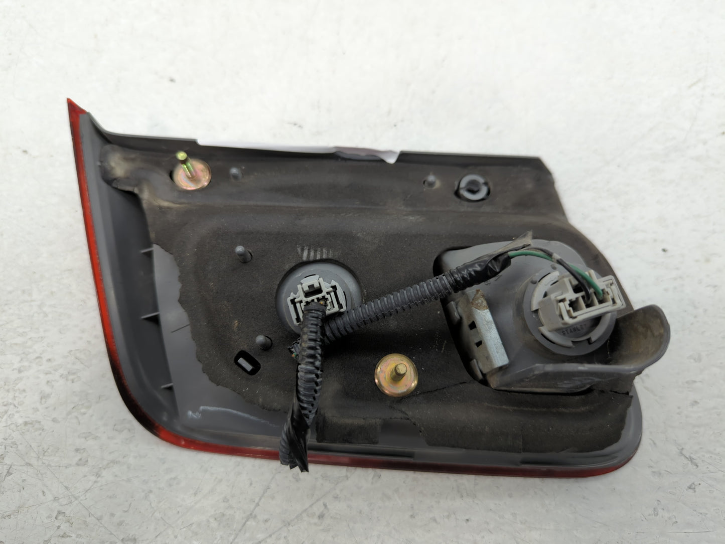 2001-2003 Honda Civic Tail Light Assembly Passenger Right OEM P/N:UM02M2 Fits Fits 2001 2002 2003 OEM Used Auto Parts - Oemu