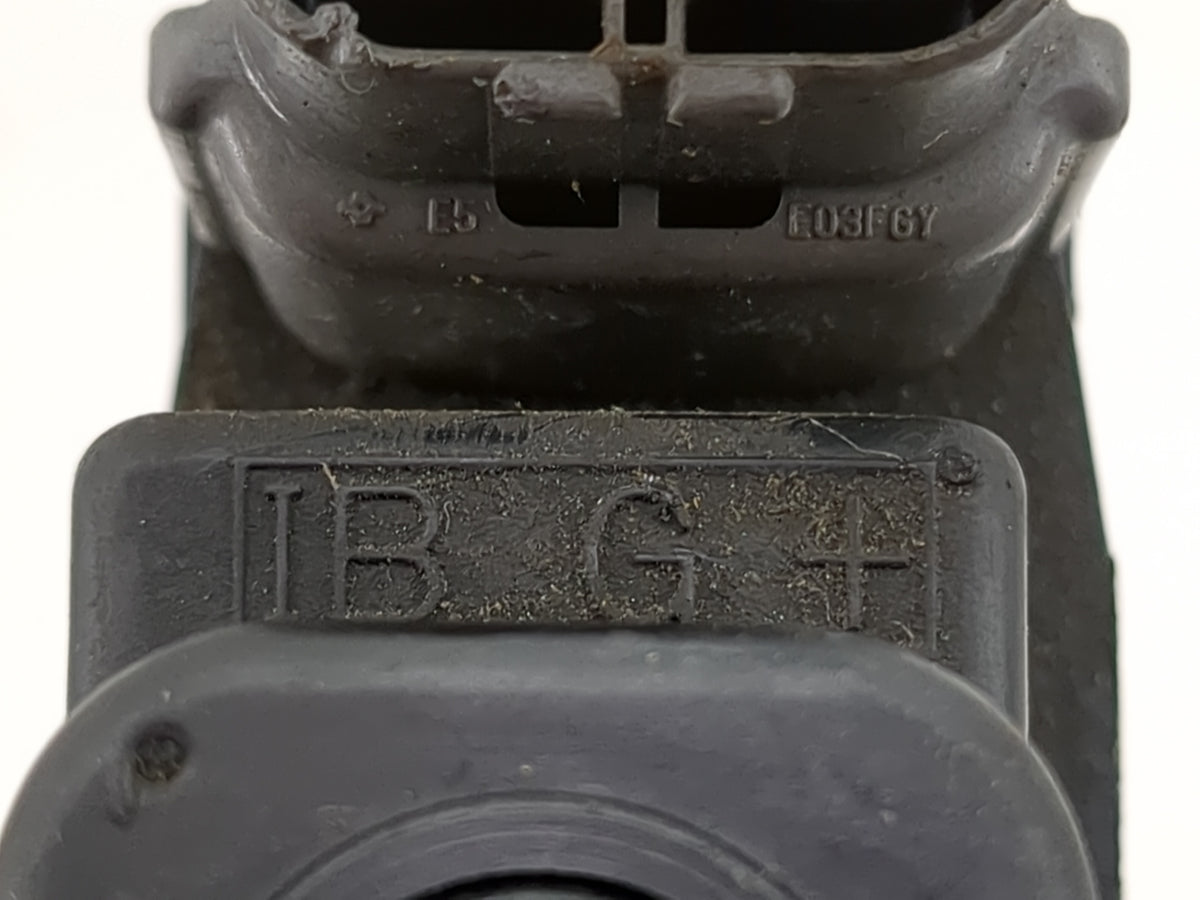 2001-2001 Infiniti I30 Ignition Coil Igniter Pack - Oemusedautoparts1.com