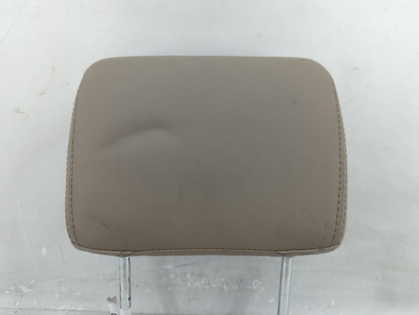 2001 Isuzu Trooper Headrest Head Rest Rear Seat Fits OEM Used Auto Parts - Oemusedautoparts1.com