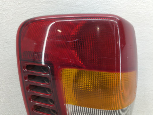 1999-2002 Jeep Grand Cherokee Tail Light Assembly Driver Left OEM P/N:55155138 Fits Fits 1999 2000 2001 2002 OEM Used Auto Parts