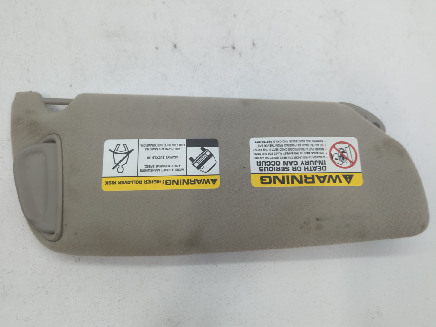 2001 Jeep Grand Cherokee Sun Visor Shade Replacement Passenger Right Mirror Fits OEM Used Auto Parts - Oemusedautoparts1.com
