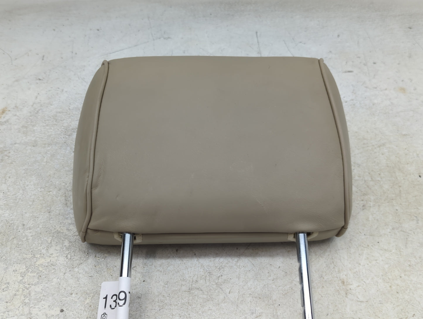 2001 Lexus Gs300 Headrest Head Rest Rear Center Seat Fits OEM Used Auto Parts - Oemusedautoparts1.com