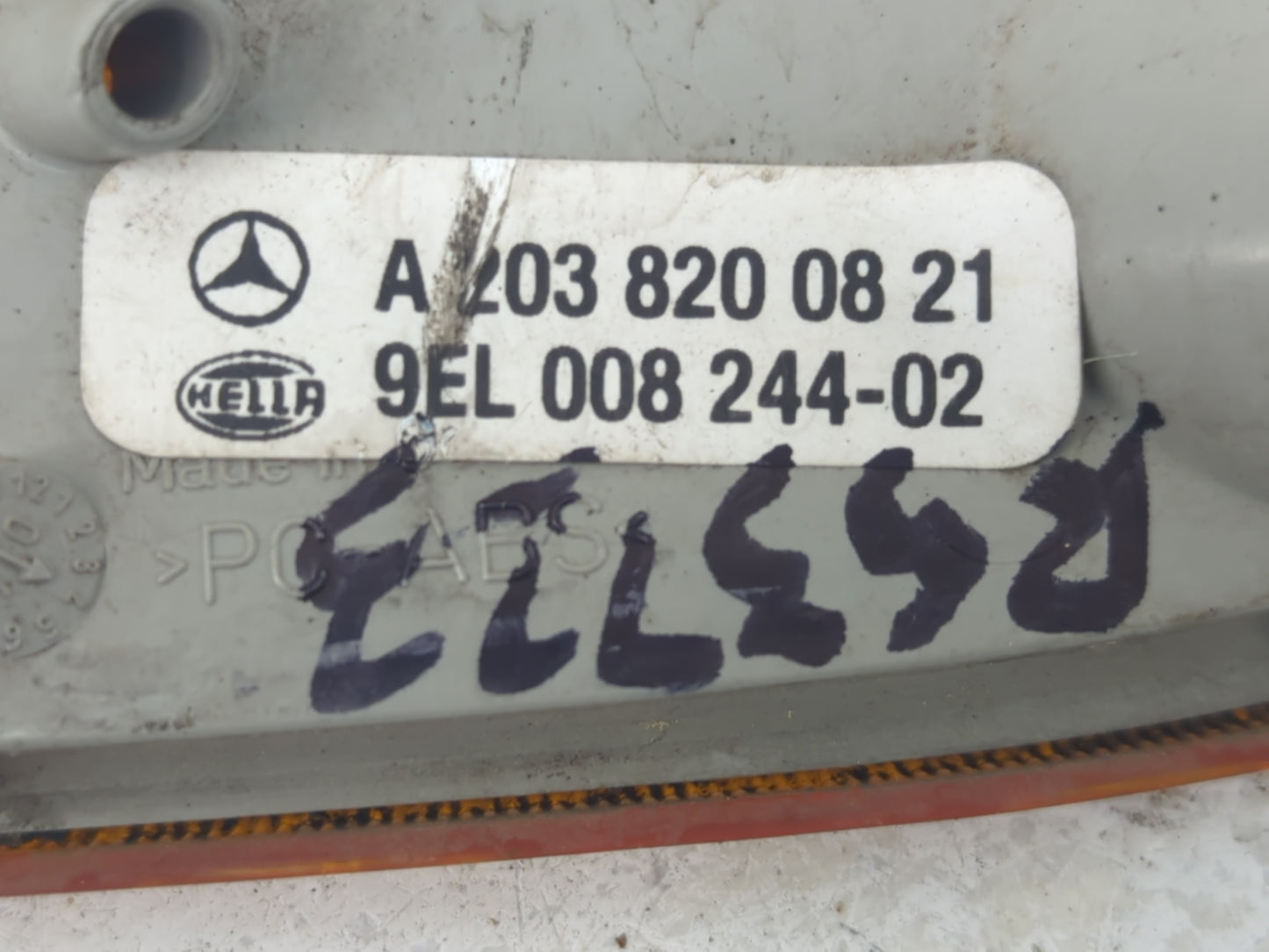 2002-2004 Mercedes-benz C230 Passenger Right Oem Front Light Lamp - Oemusedautoparts1.com