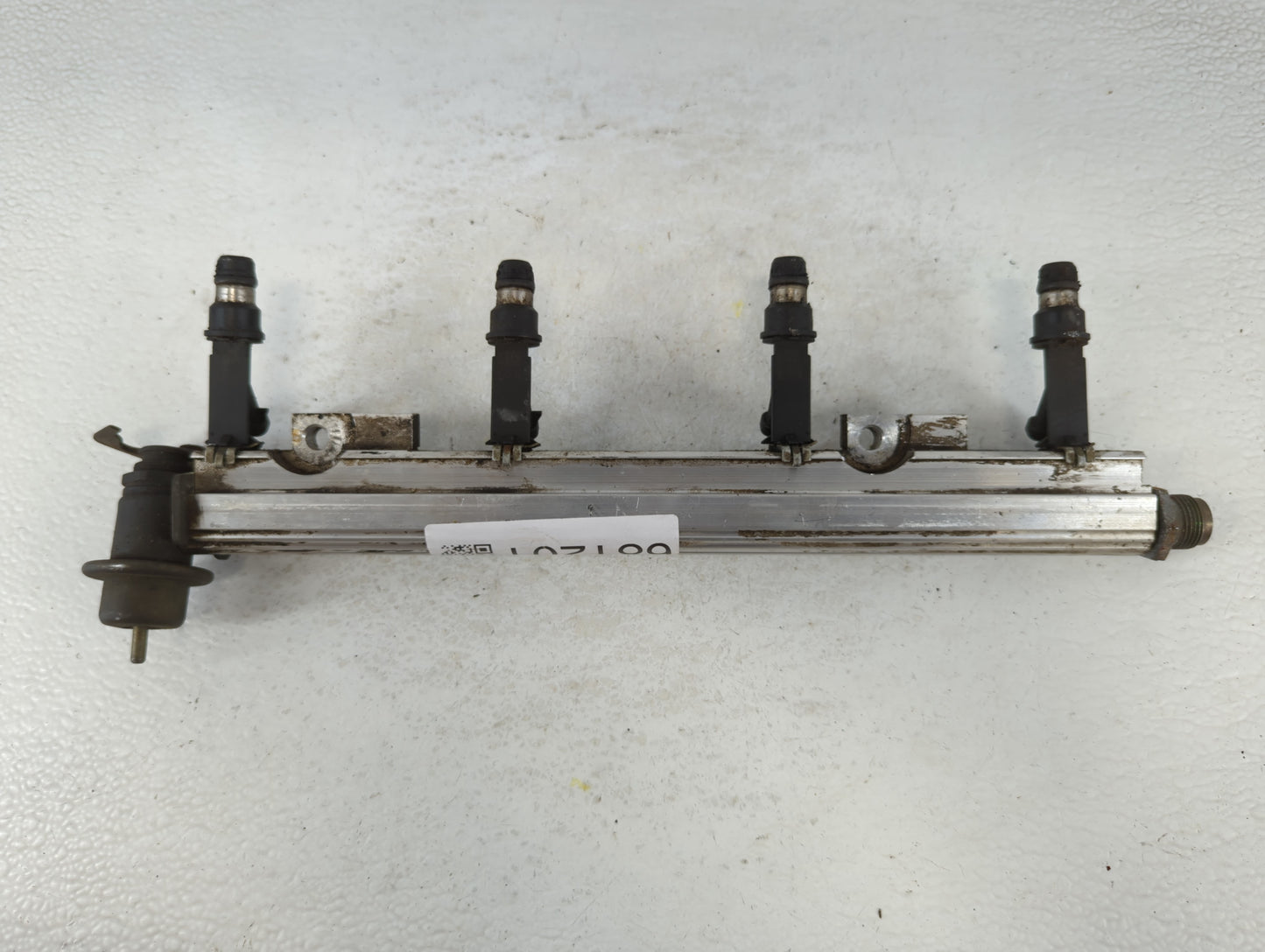 2001 Mercury Grand Marquis Fuel Injectors P/N:17200906 0021 2R Fits OEM Used Auto Parts - Oemusedautoparts1.com