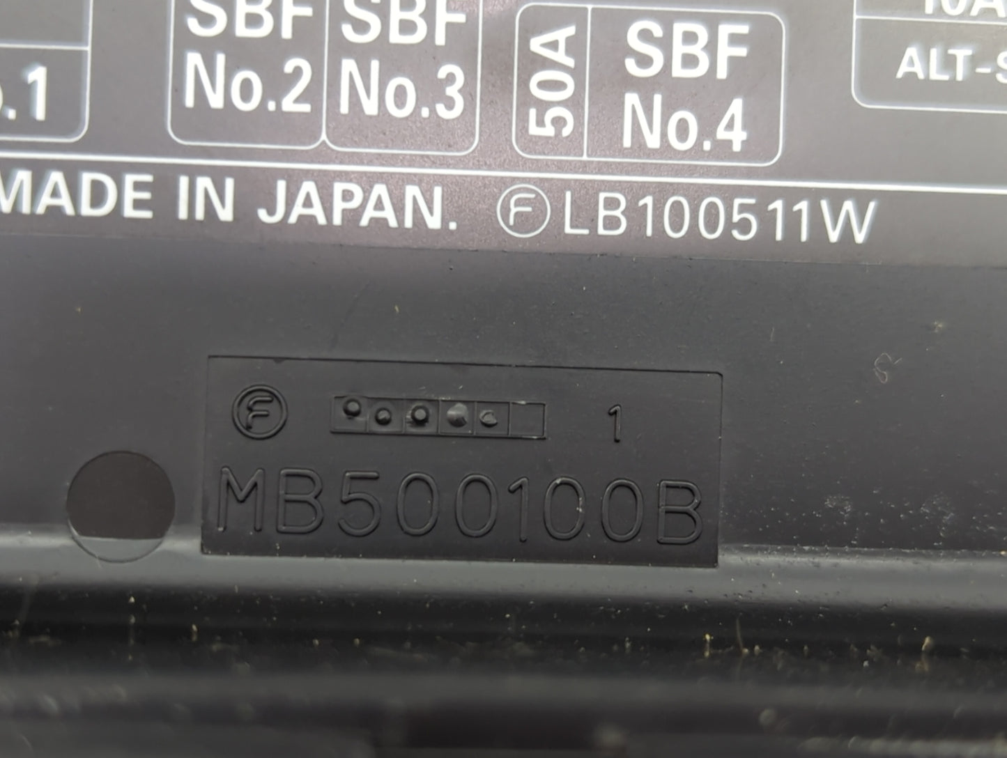 2000-2001 Subaru Legacy Fusebox Fuse Box Panel Relay Module P/N:MB500100B Fits Fits 2000 2001 OEM Used Auto Parts - Oemuseda