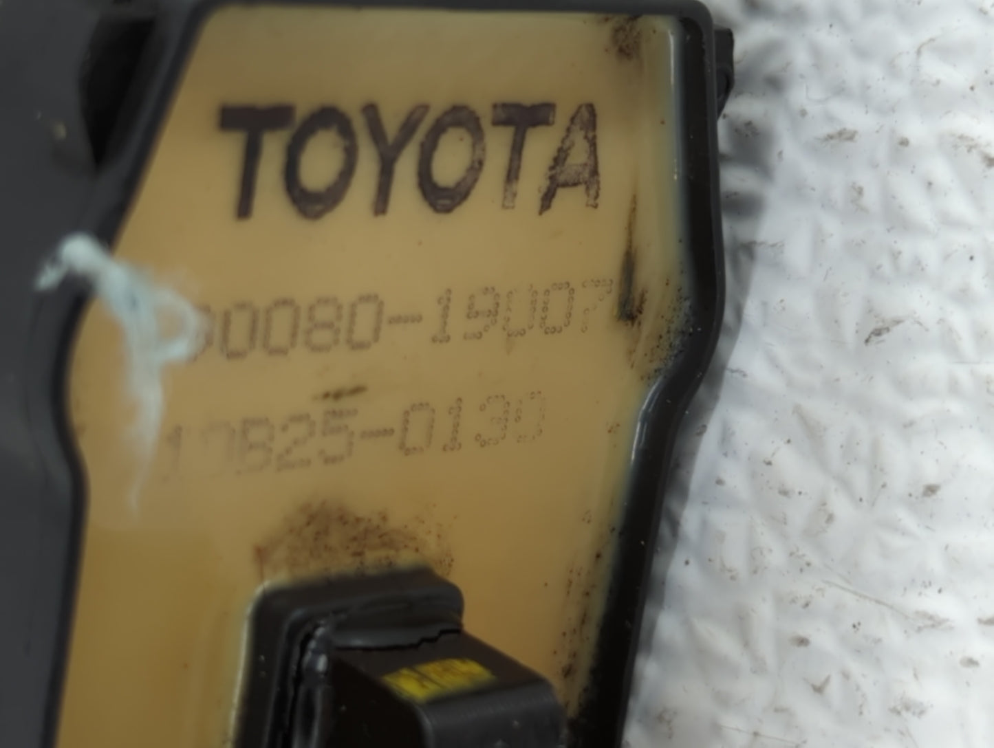 1997-2000 Toyota Tacoma Ignition Coil Igniter Pack - Oemusedautoparts1.com