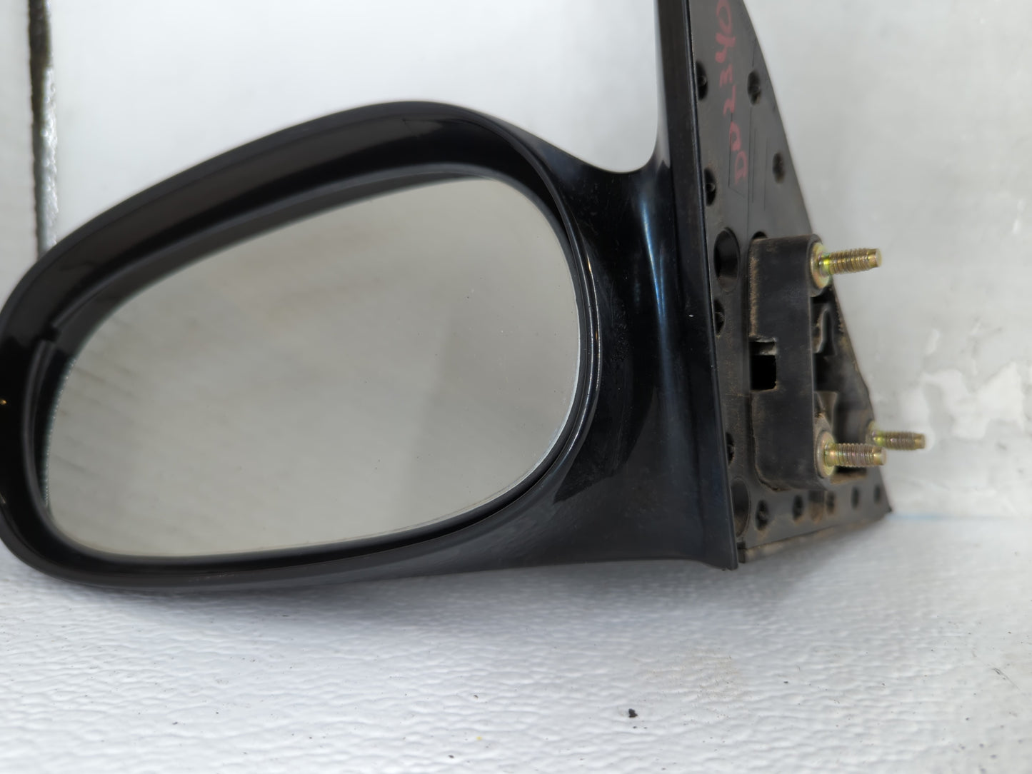 1998-2002 Toyota Corolla Driver Side View Mirror - Left Door Mirror OEM Used - Oemusedautoparts1.com