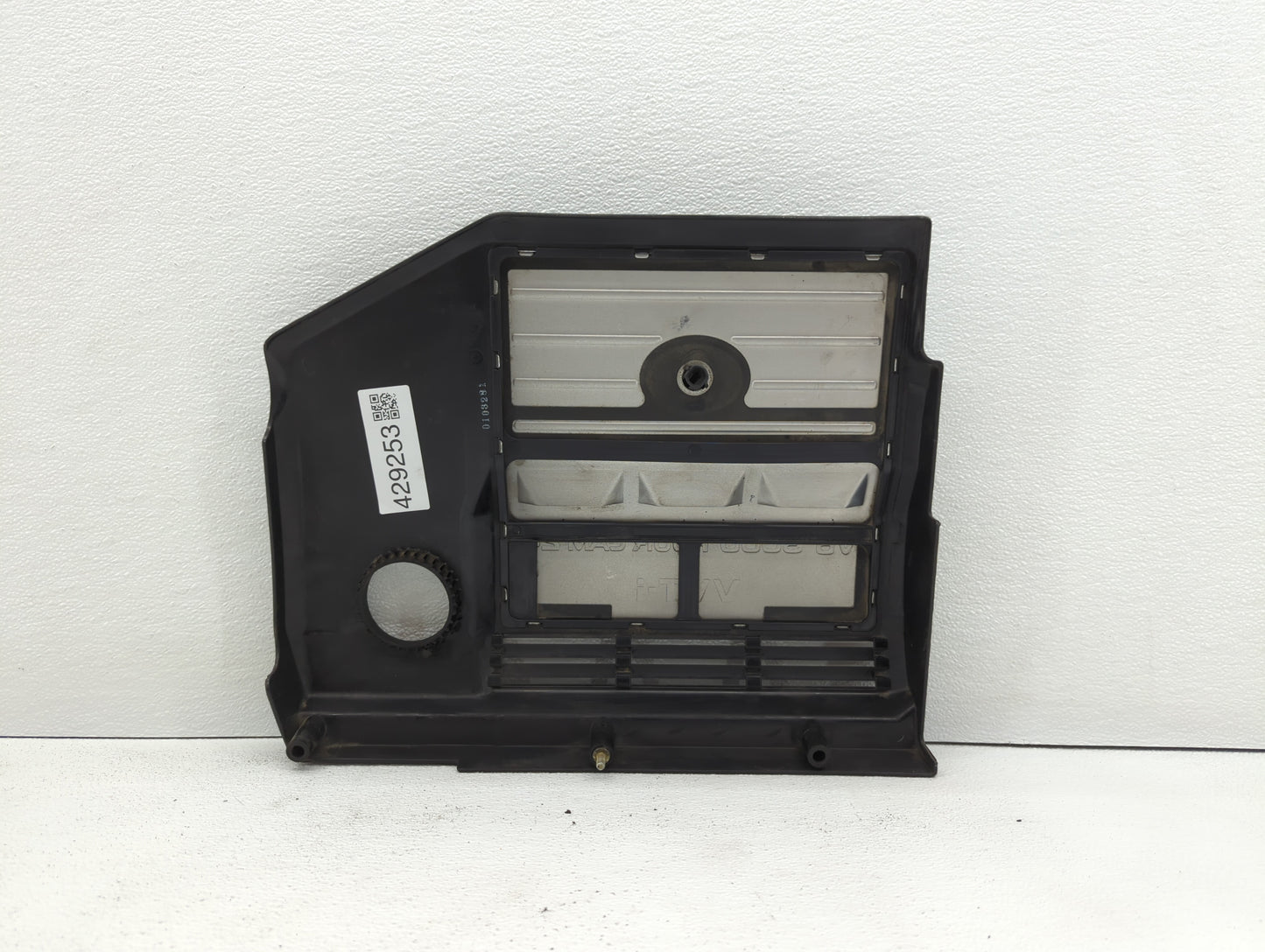 2001 Toyota Sienna Engine Cover - Oemusedautoparts1.com