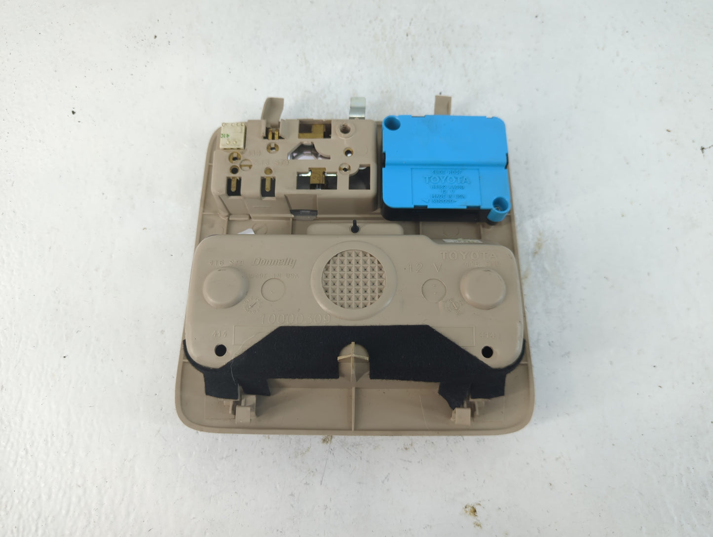 1999-2003 Toyota Solara Overhead Roof Console Interior Dome Light - Oemusedautoparts1.com