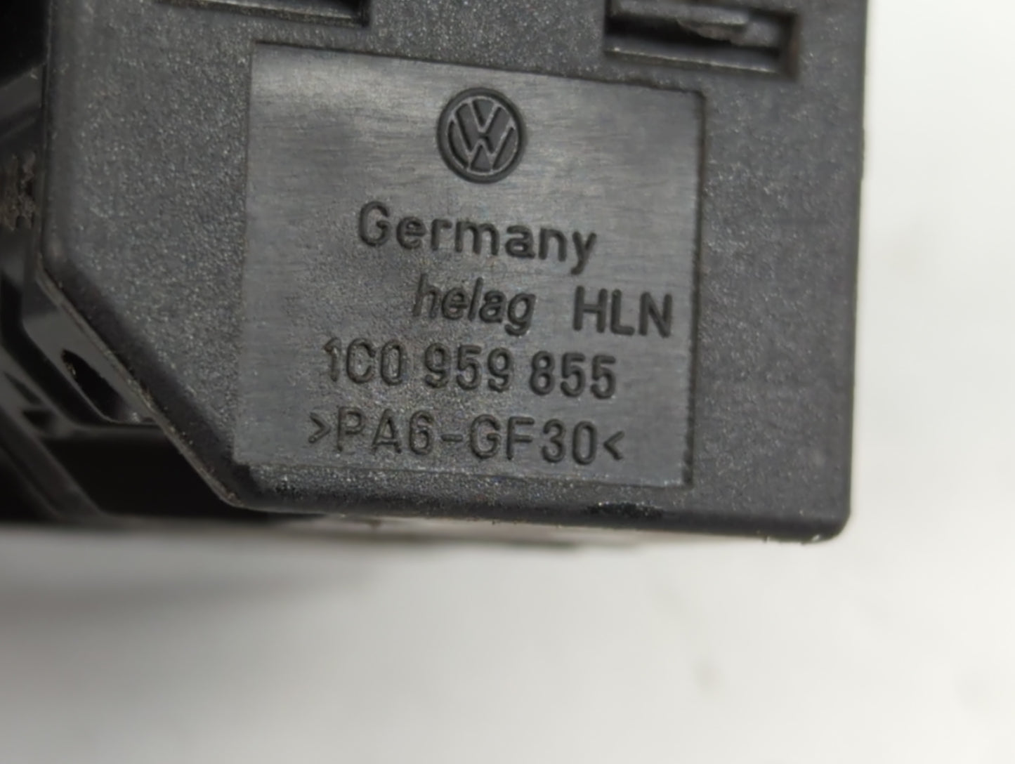 2000-2008 Volkswagen Beetle Master Power Window Switch Replacement Driver Side Left P/N:1C0 959 855 Fits OEM Used Auto Parts