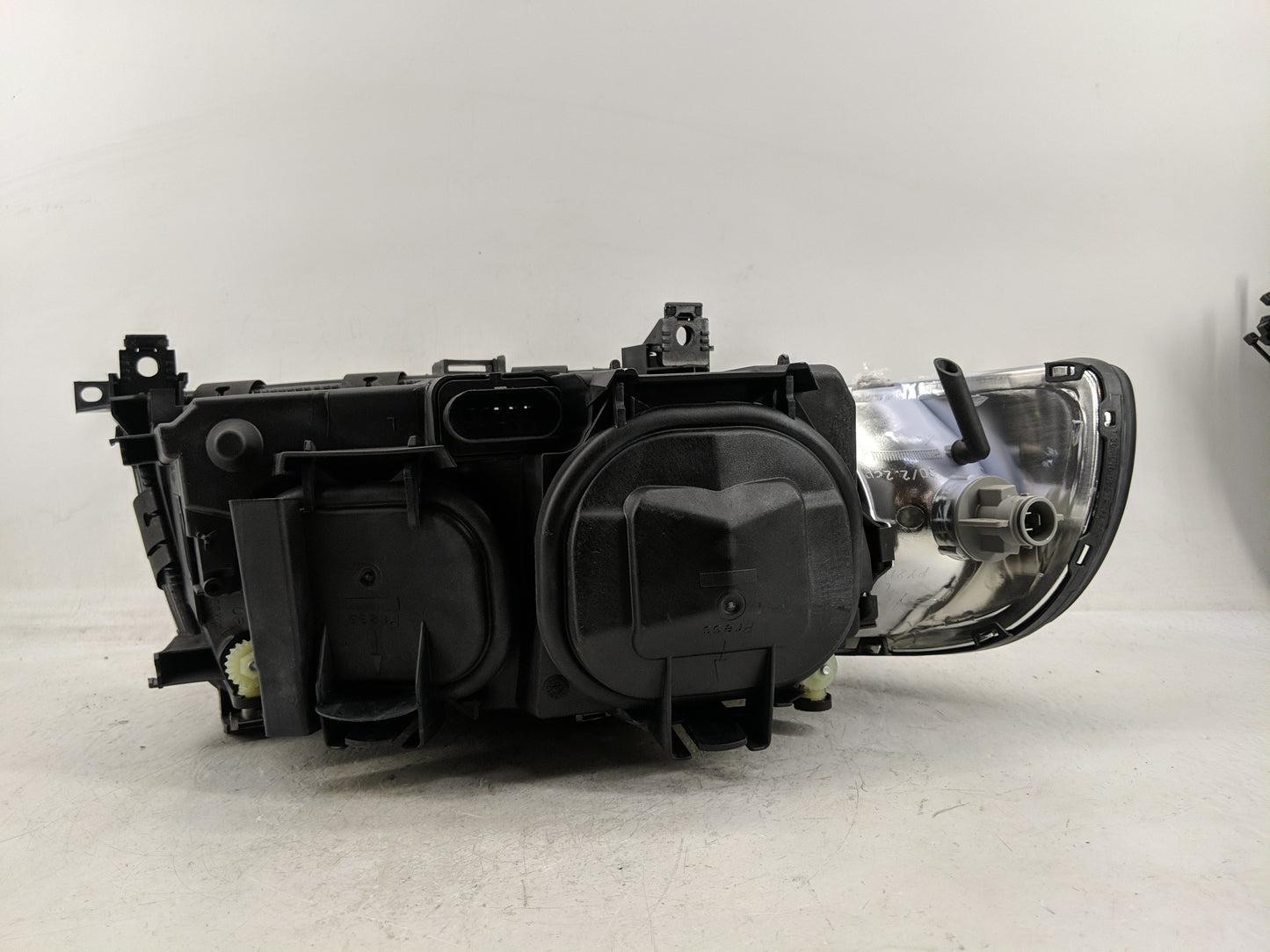 Audi A8 Driver Left Oem Head Light Headlight Lamp - Oemusedautoparts1.com