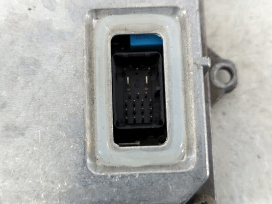 2002-2002 Bmw 325i Headlight Ballast Head Light