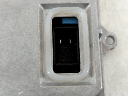 2002-2002 Bmw 330i Headlight Ballast Head Light