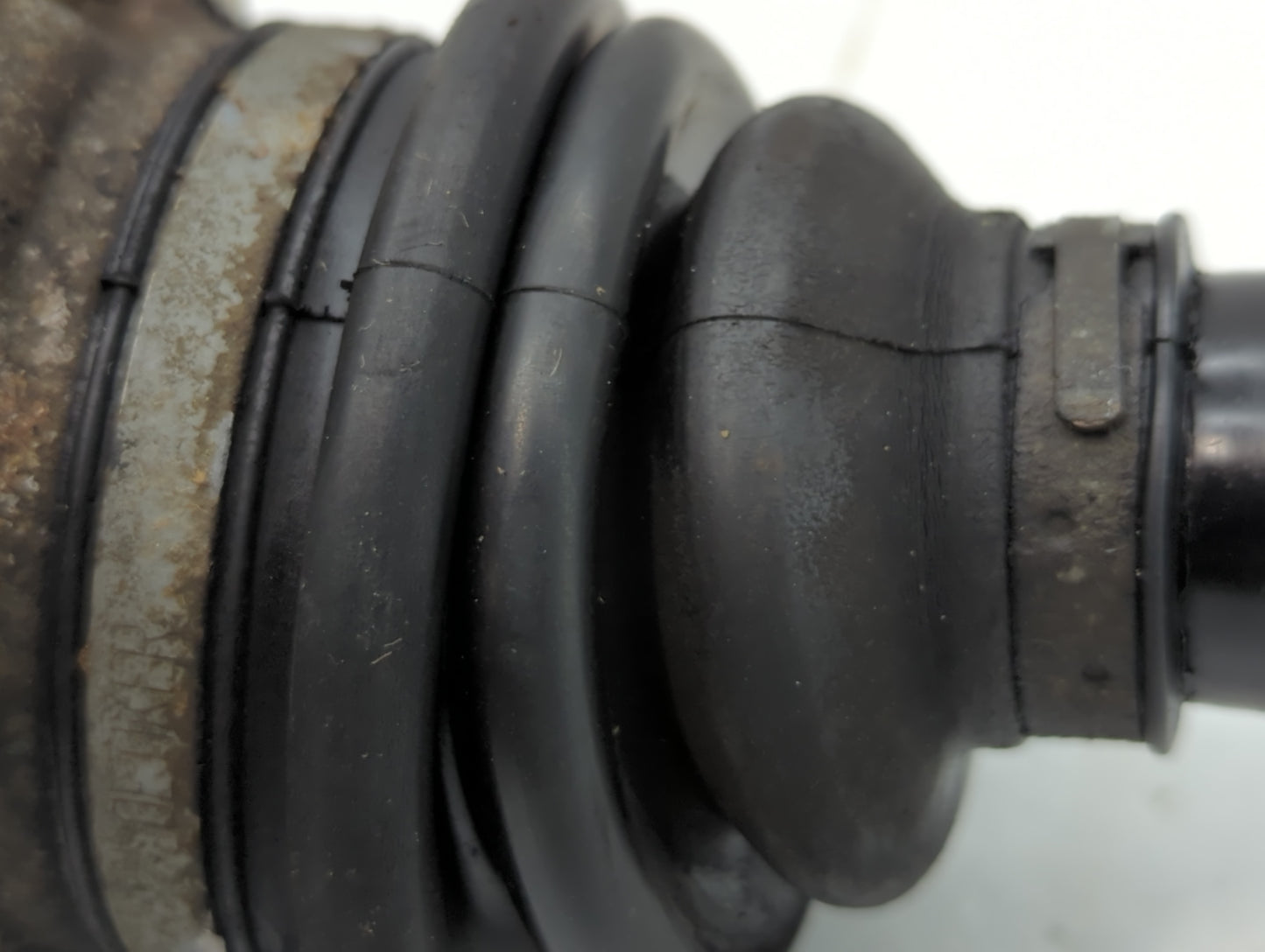 2001-2003 Bmw 525i Axle Shaft Front Driver Cv C/v - Oemusedautoparts1.com