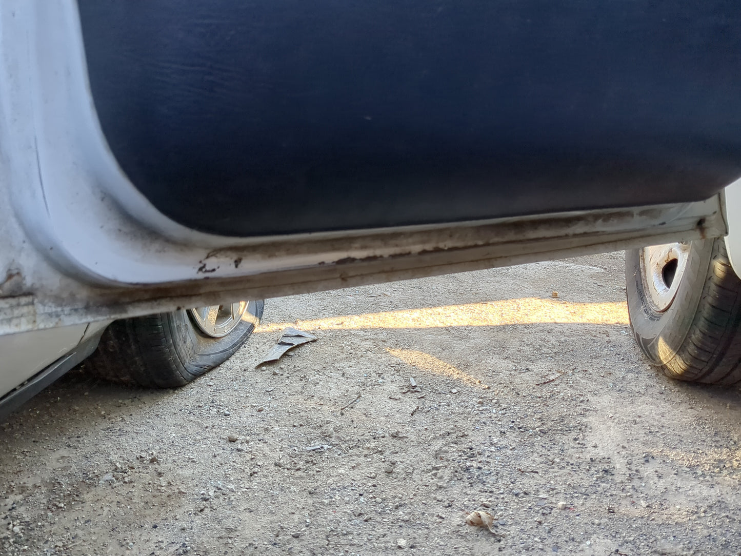 1994-2005 Chevrolet Astro Driver Front Door Oem - Oemusedautoparts1.com