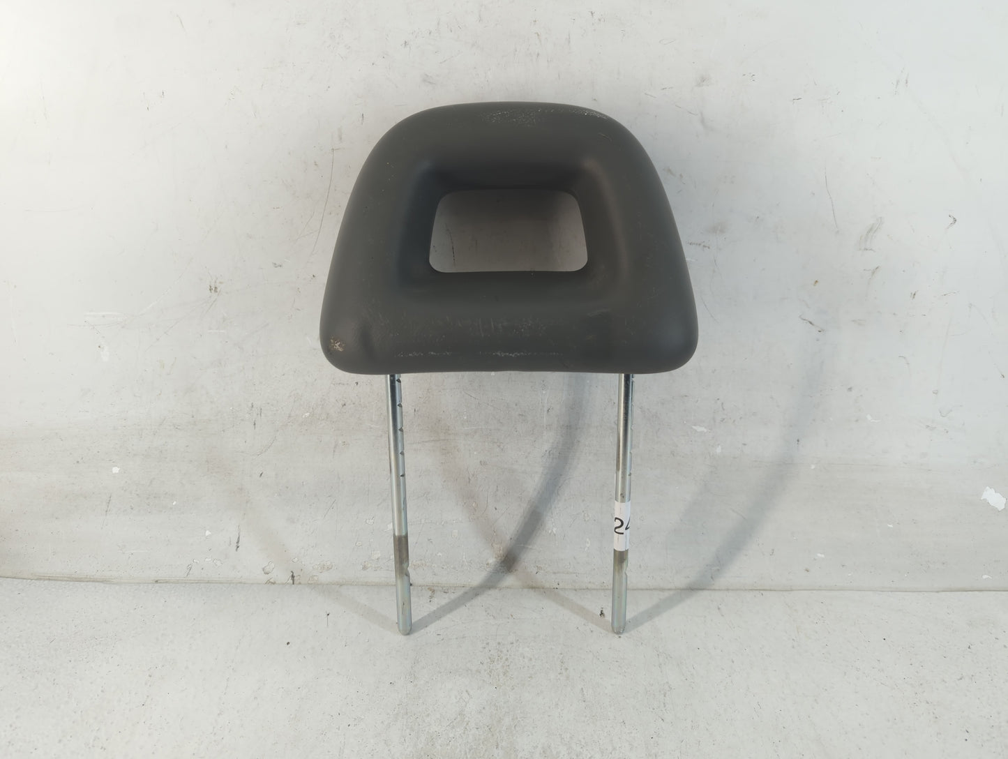 2002 Chevrolet Cavalier Headrest Head Rest Front Driver Passenger Seat Fits OEM Used Auto Parts - Oemusedautoparts1.com