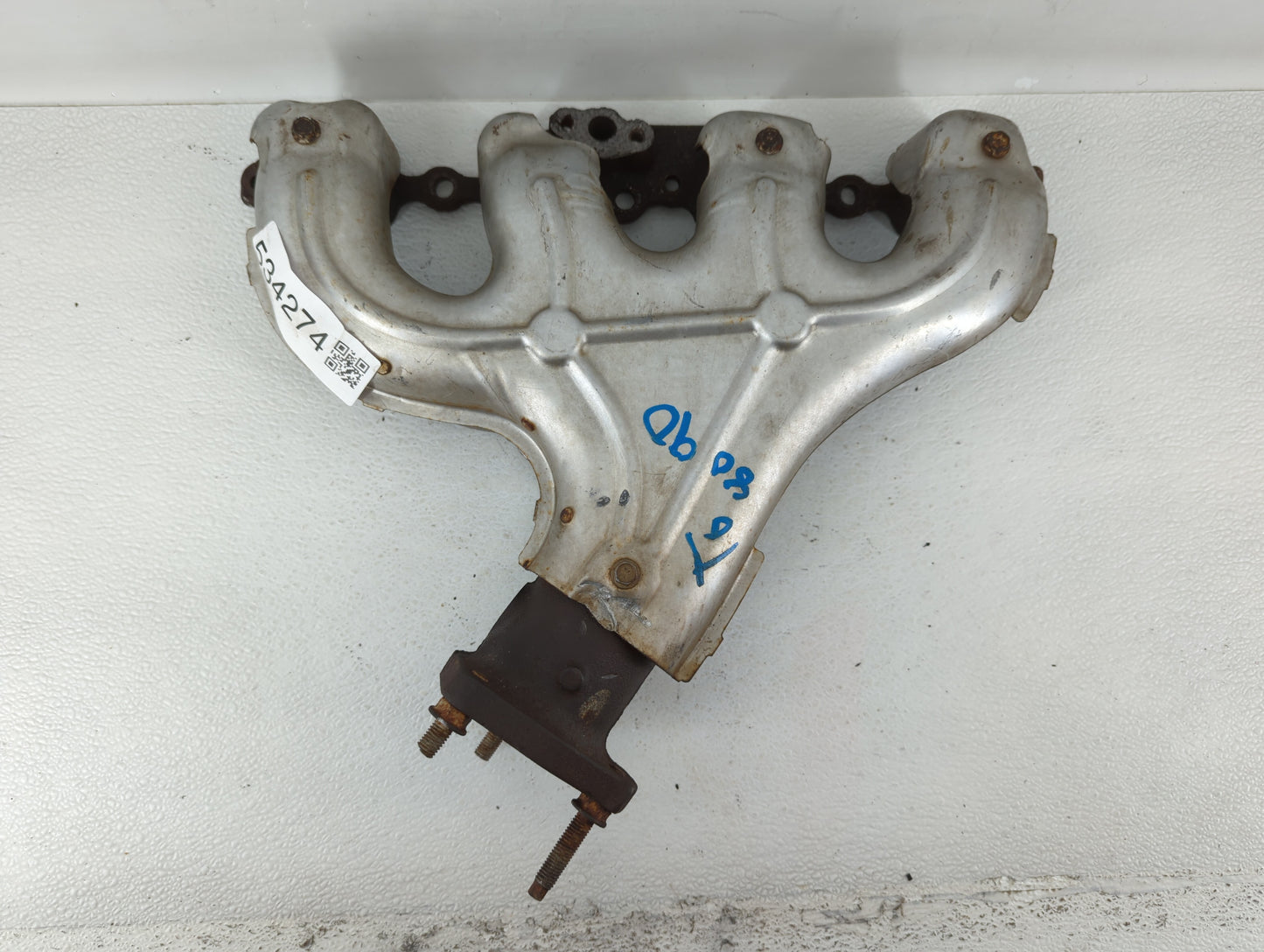2001 Chevrolet Corvette Turbocharger Exhaust Manifold With Turbo Charger - Oemusedautoparts1.com