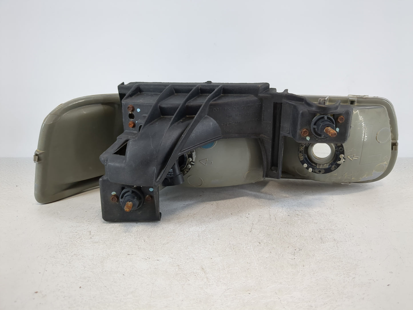 1999 Chevrolet Silverado 1500 Driver Left Oem Head Light Headlight Lamp - Oemusedautoparts1.com