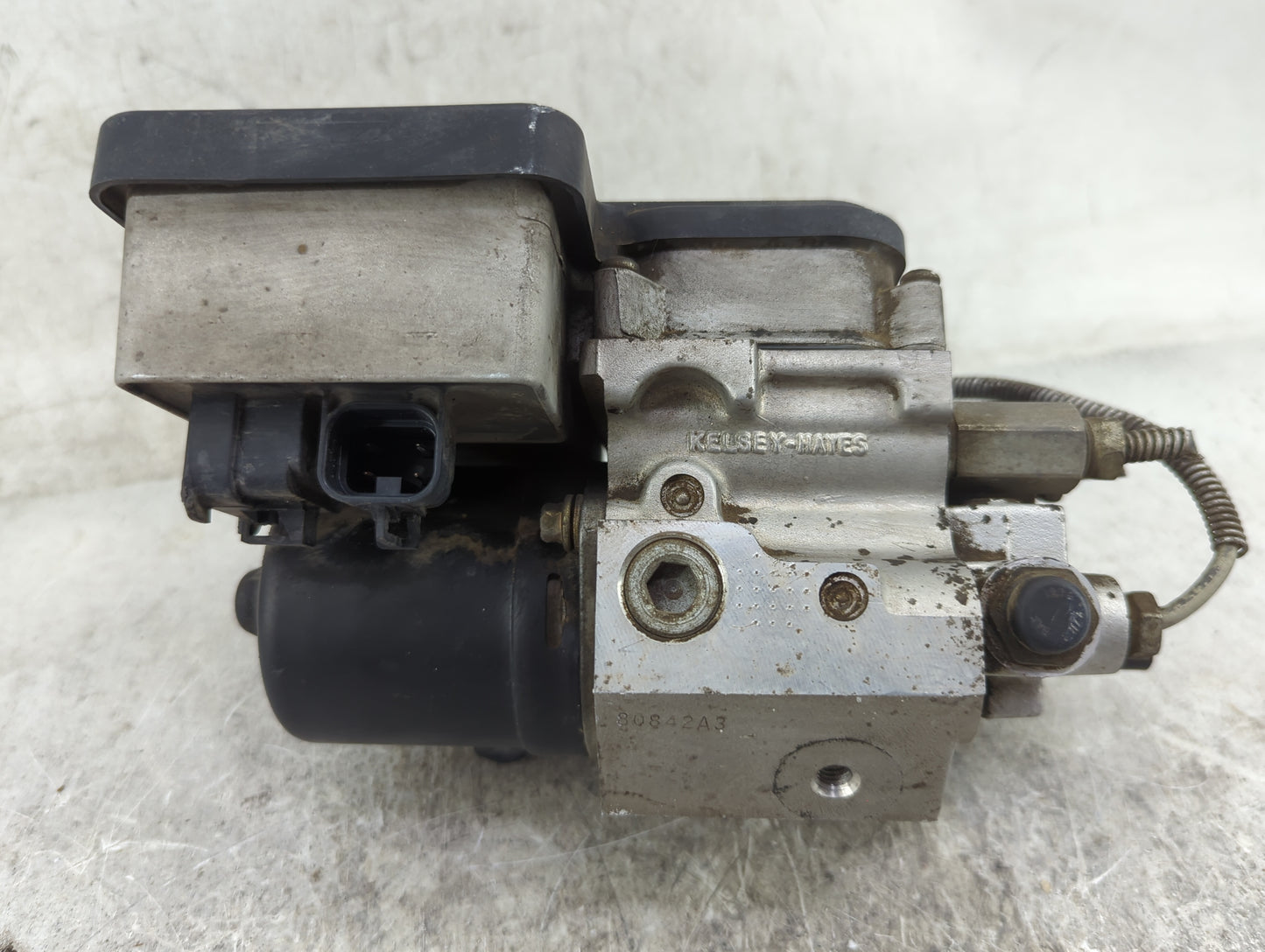 2001-2002 Chevrolet Silverado 3500 ABS Pump Control Module Replacement P/N:12765501 89842A3 Fits Fits 2001 2002 OEM Used Aut