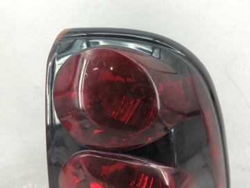 2002-2009 Chevrolet Trailblazer Tail Light Assembly Passenger Right OEM P/N:15097514 Fits OEM Used Auto Parts