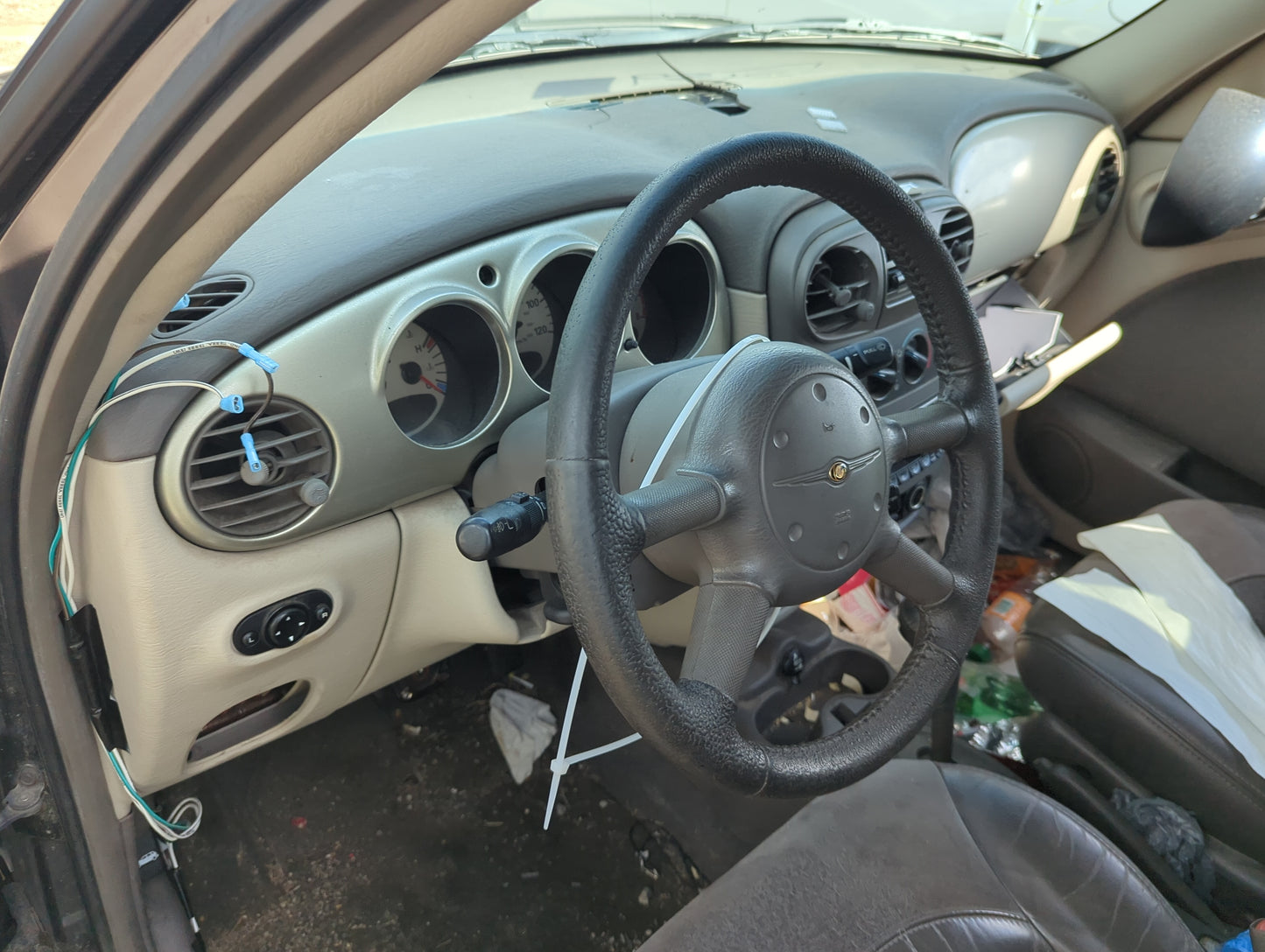 2001-2002 Chrysler Pt Cruiser Air Bag Driver Left Steering Wheel Mounted - Oemusedautoparts1.com