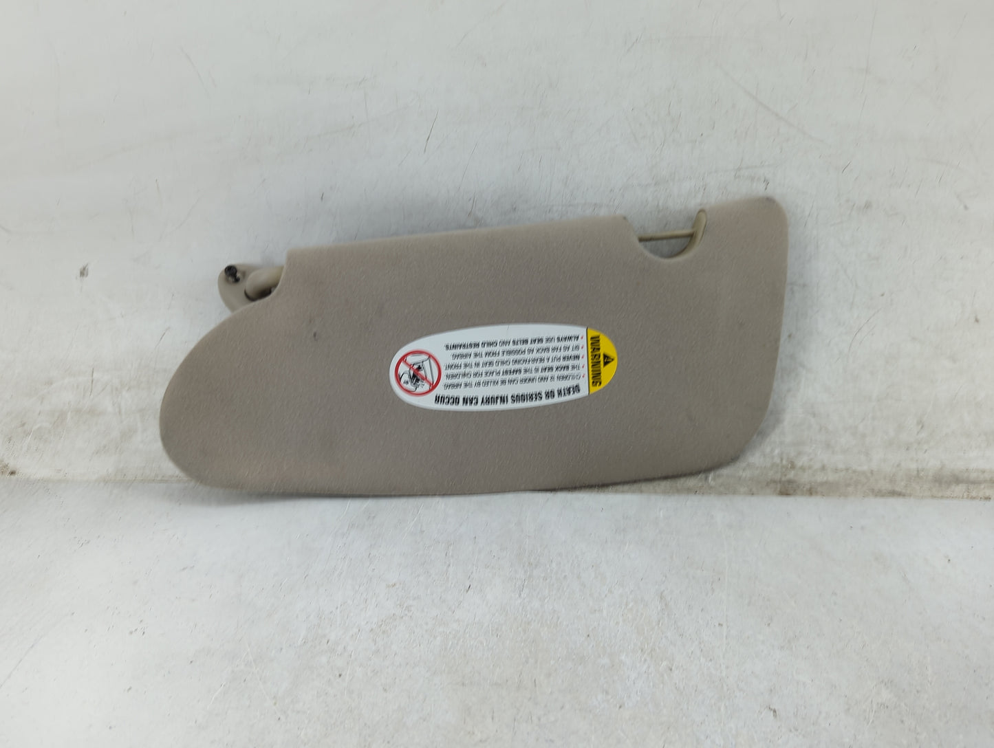 2002 Chrysler Pt Cruiser Sun Visor Shade Replacement Passenger Right Mirror Fits OEM Used Auto Parts - Oemusedautoparts1.com