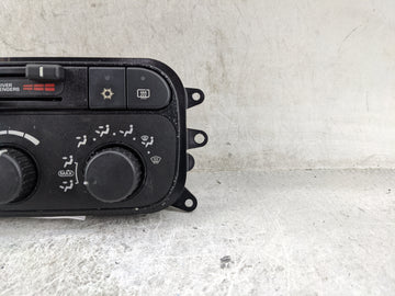 2002-2003 Dodge Durango Climate Control Module Temperature AC/Heater Replacement P/N:P55056249AB Fits Fits 2002 2003 OEM Used Auto Parts