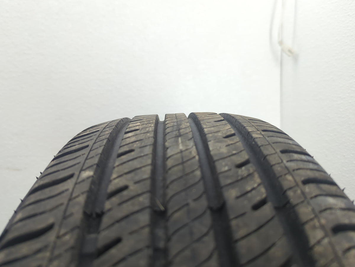 Used Tire 205/60R16 IRONMAN GR906 92H - Tread Depth 9/32 - Oemusedautoparts1.com