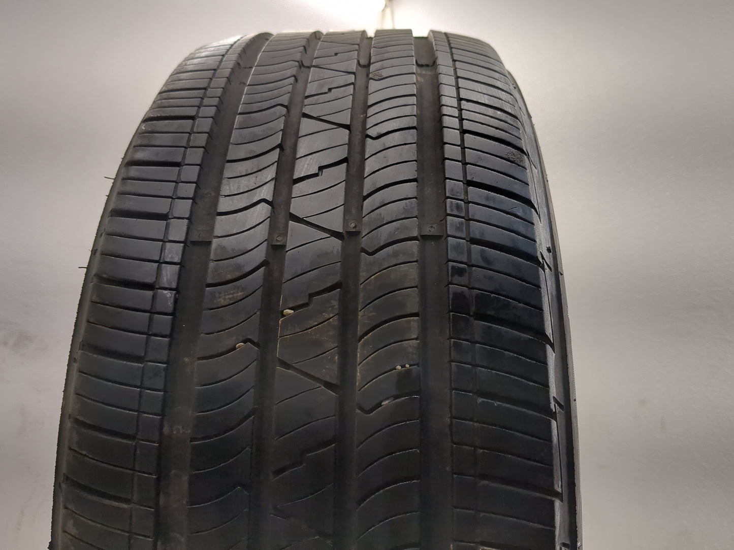 Used Tire 205/50R17 MASTERCRAFT COURER QUEST 93V - Tread Depth 8/32 - Oemusedautoparts1.com