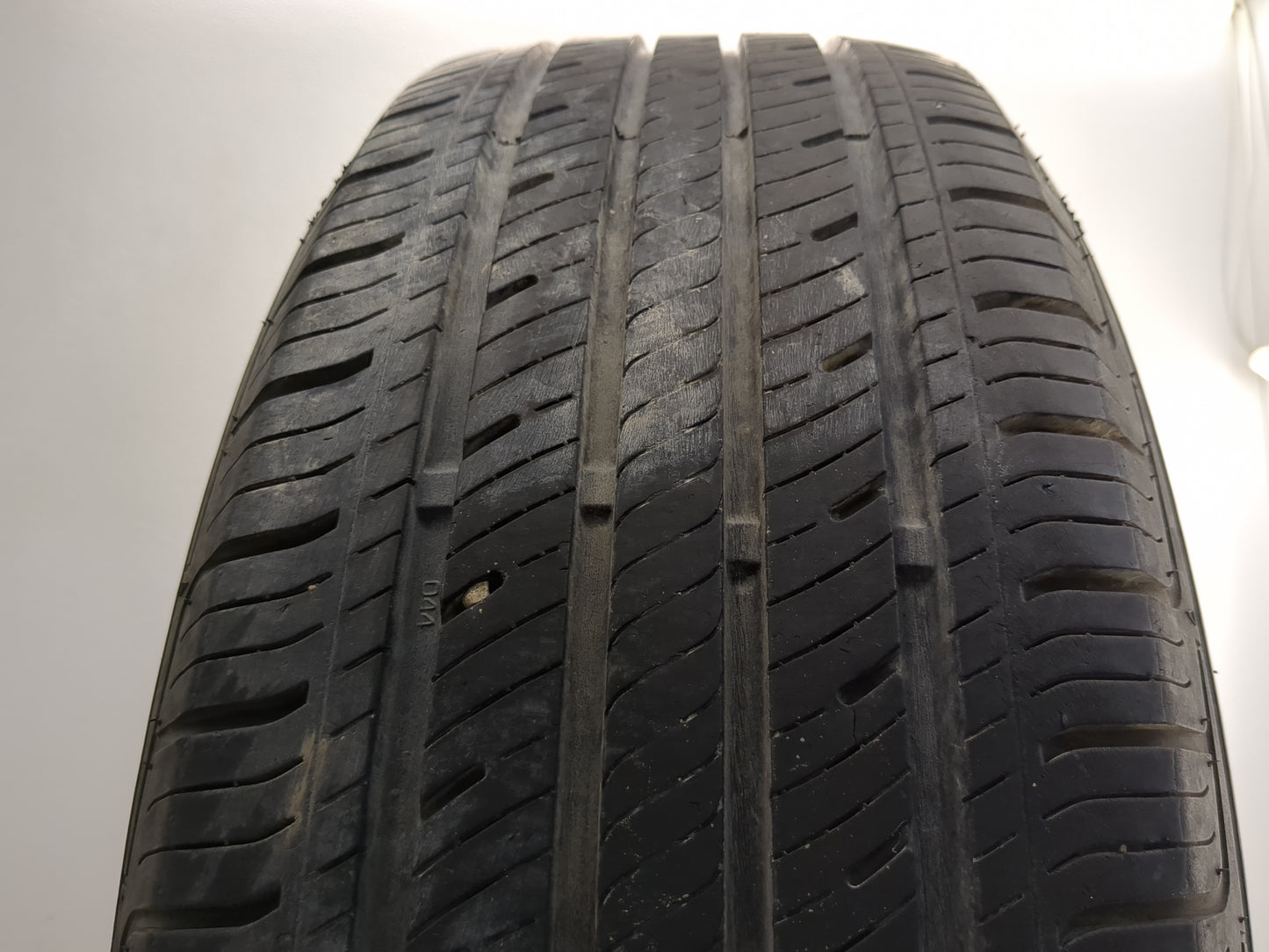 Used Tire 225/65R17 IRONMAN GR906 102H - Tread Depth 8.5/32 - Oemusedautoparts1.com