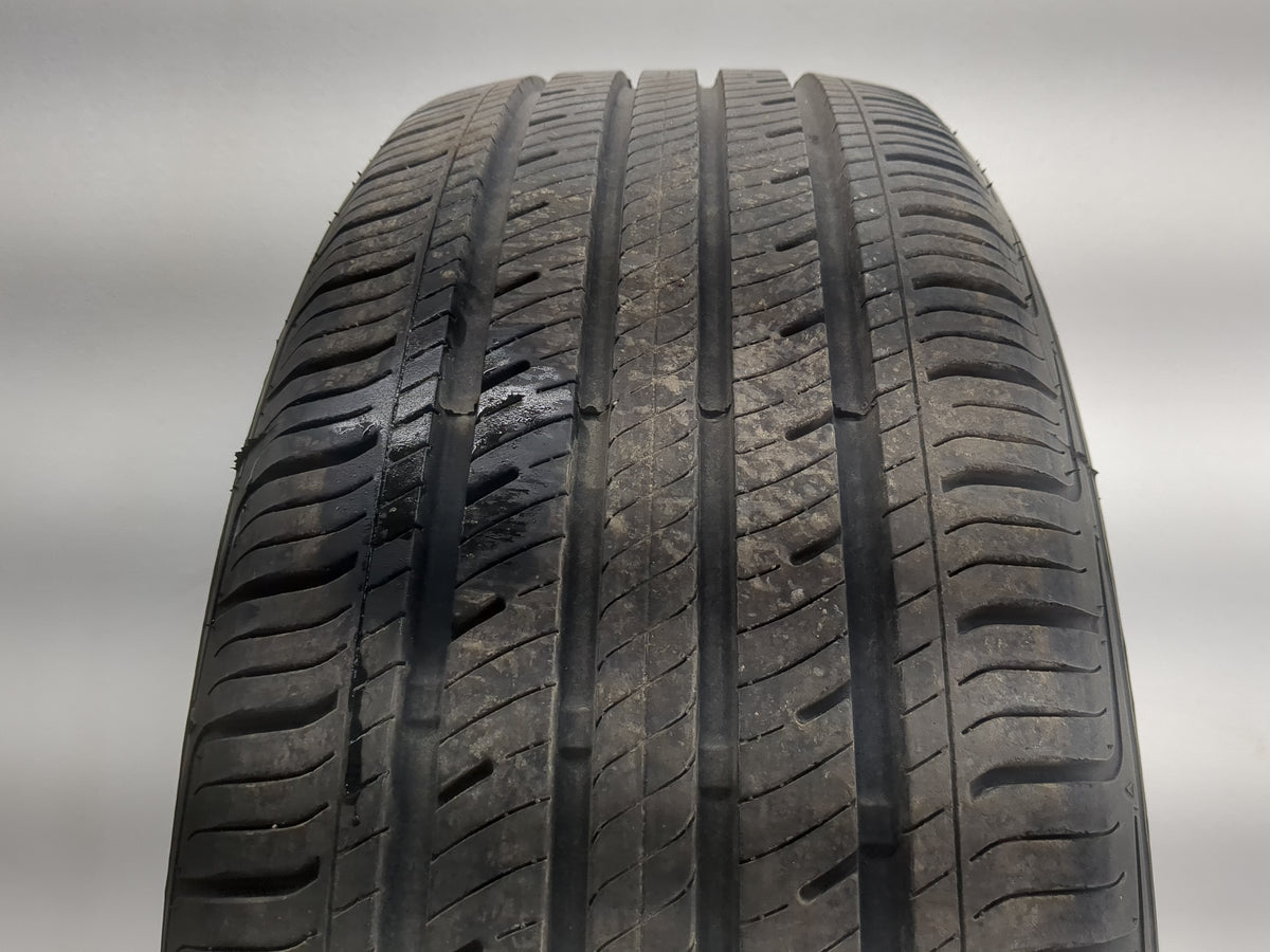 Used Tire 225/55R17 IRONMAN GR906 97H - Tread Depth 10/32 - Oemusedautoparts1.com
