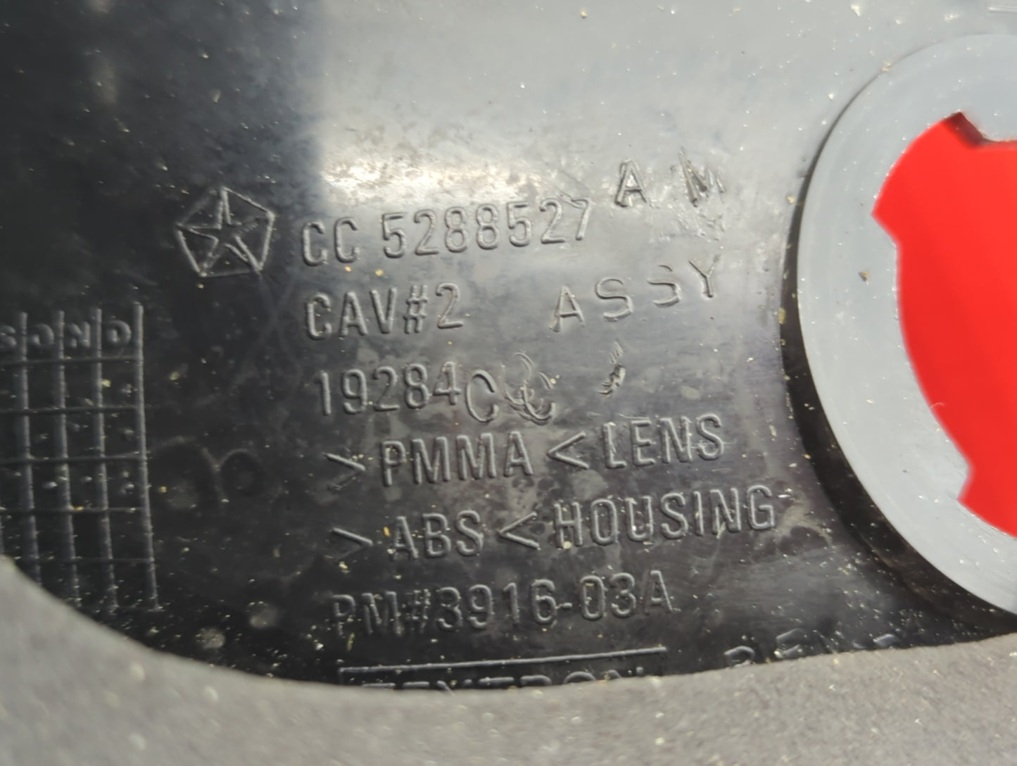 2000-2002 Dodge Neon Tail Light Assembly Driver Left OEM P/N:5288527 3916-03A Fits Fits 2000 2001 2002 OEM Used Auto Parts -