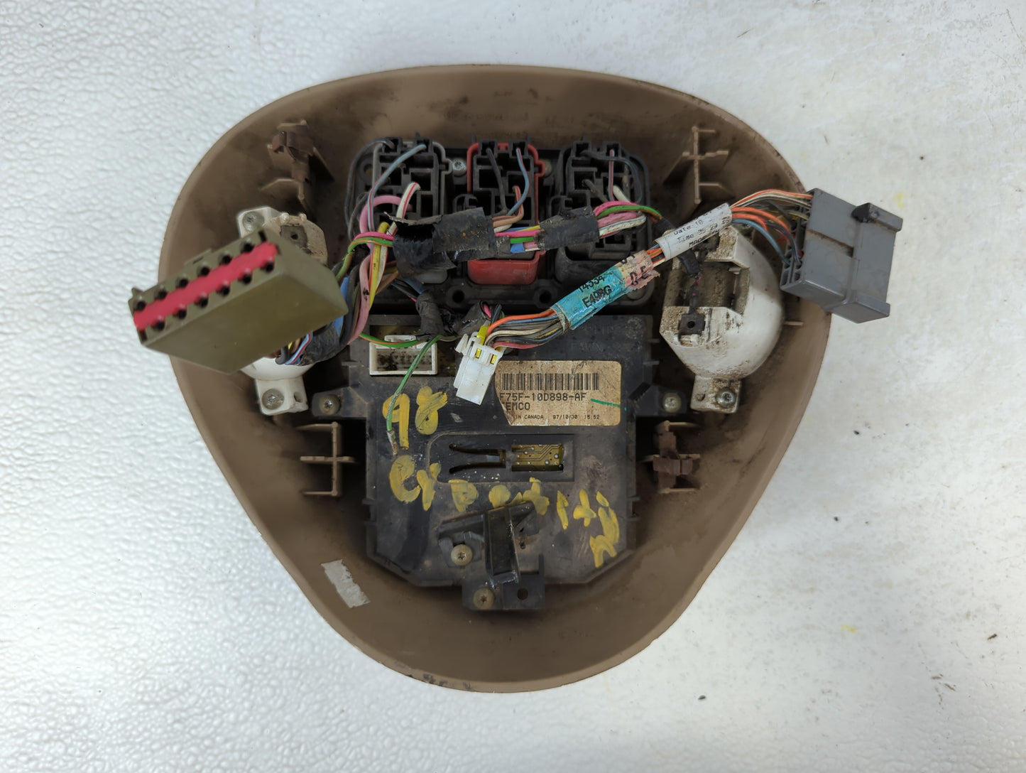 2000-2002 Ford Expedition Overhead Roof Console - Oemusedautoparts1.com
