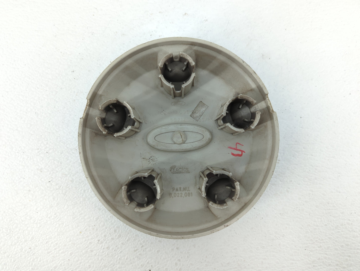 2002 Ford Explorer Rim Wheel Center Cap 448876 - Oemusedautoparts1.com