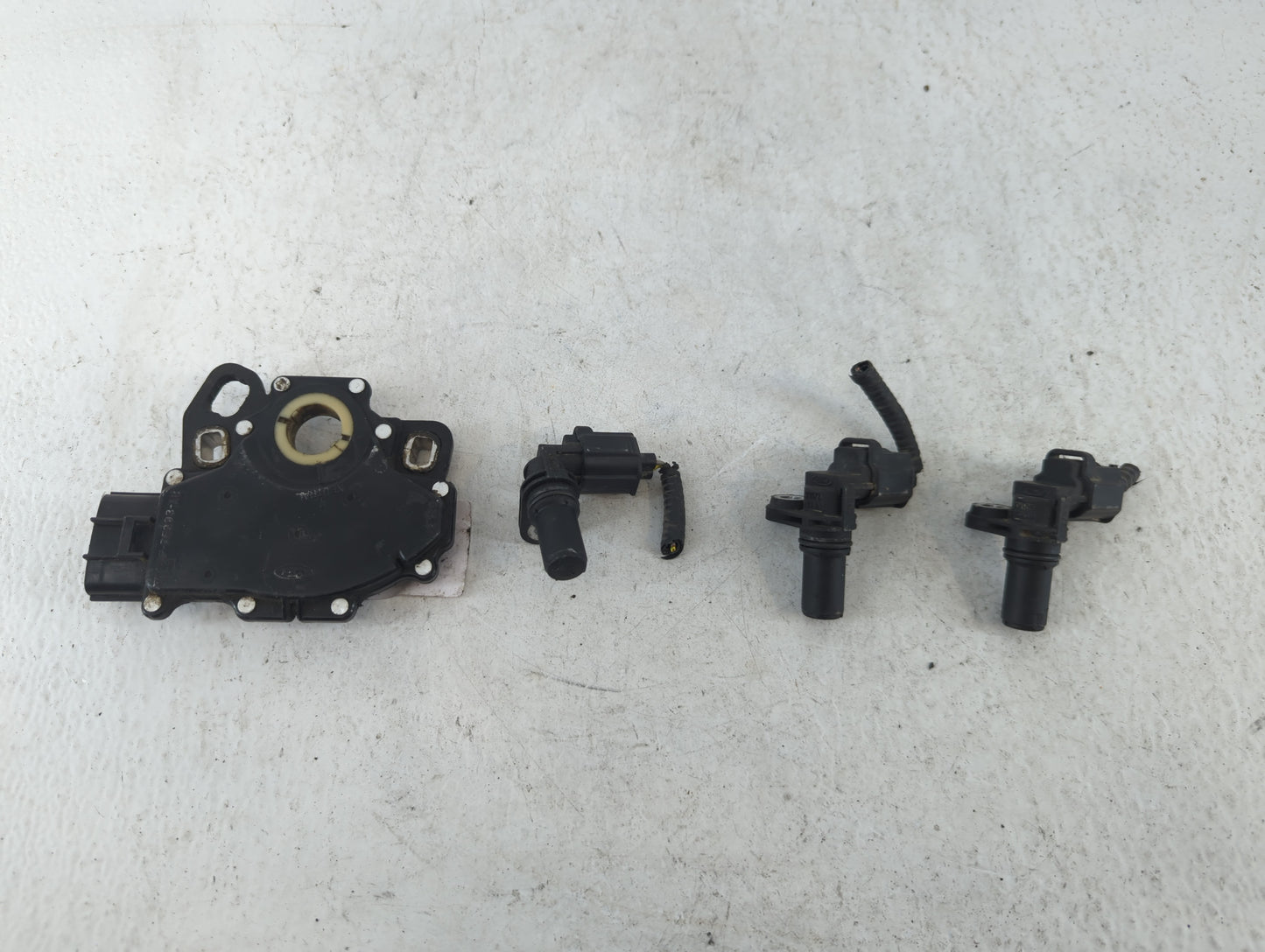 2002 Ford Explorer Transmission Gear Neutral Switch - Oemusedautoparts1.com